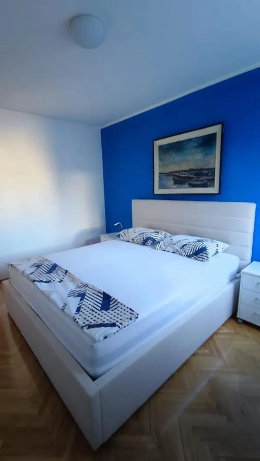 Apartment Maja Split